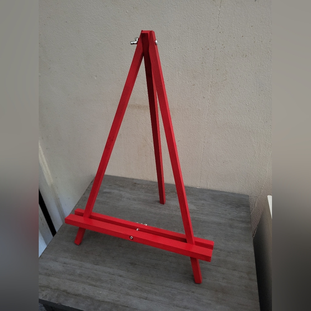 Handcrafted CHALKBOARD WITH EASEL & CHALK - Picture 4 of 4